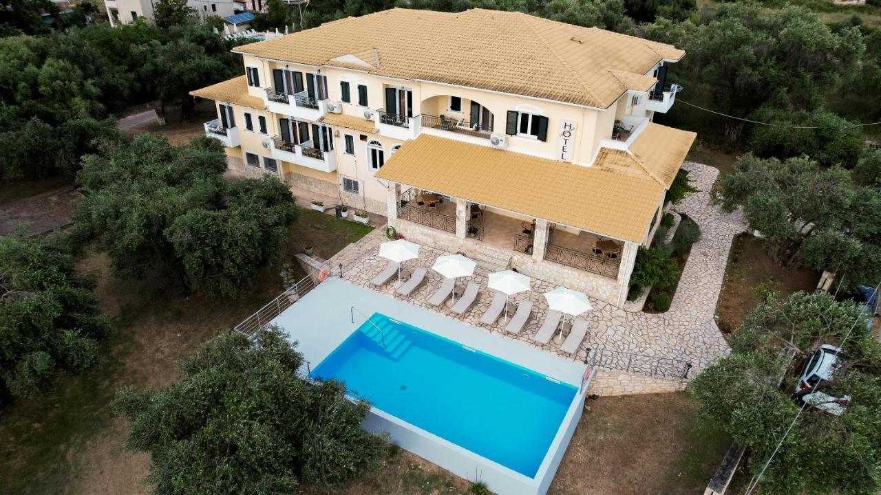 Chrisovalanto Hotel Szívota Kültér fotó