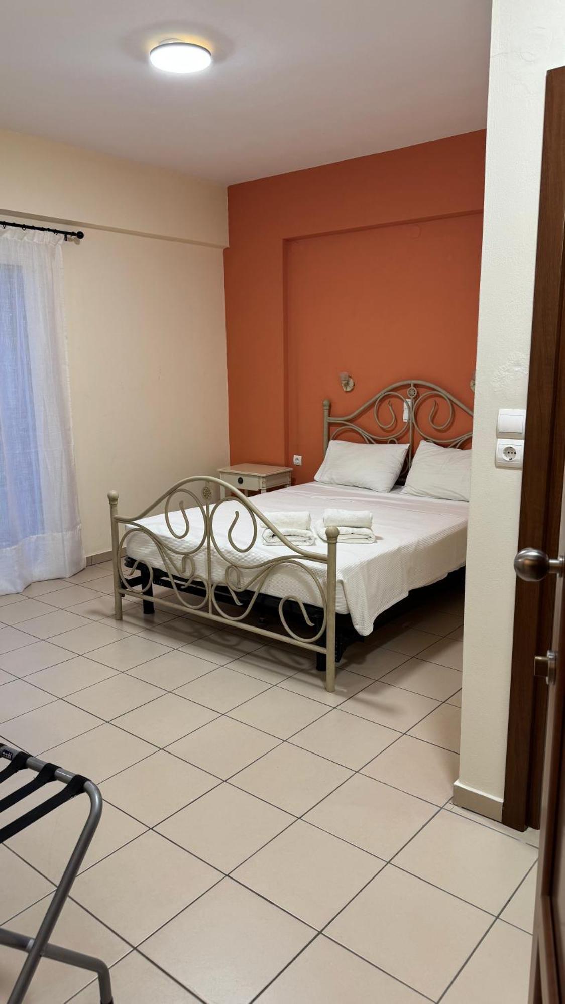 Chrisovalanto Hotel Szívota Szoba fotó